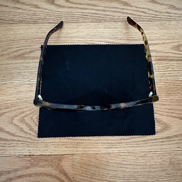 LIKE NEW: DIFF Eyewear CARSON Sunglasses in Amber Tortoise Blue Steel Polarized - Picture 4 of 10